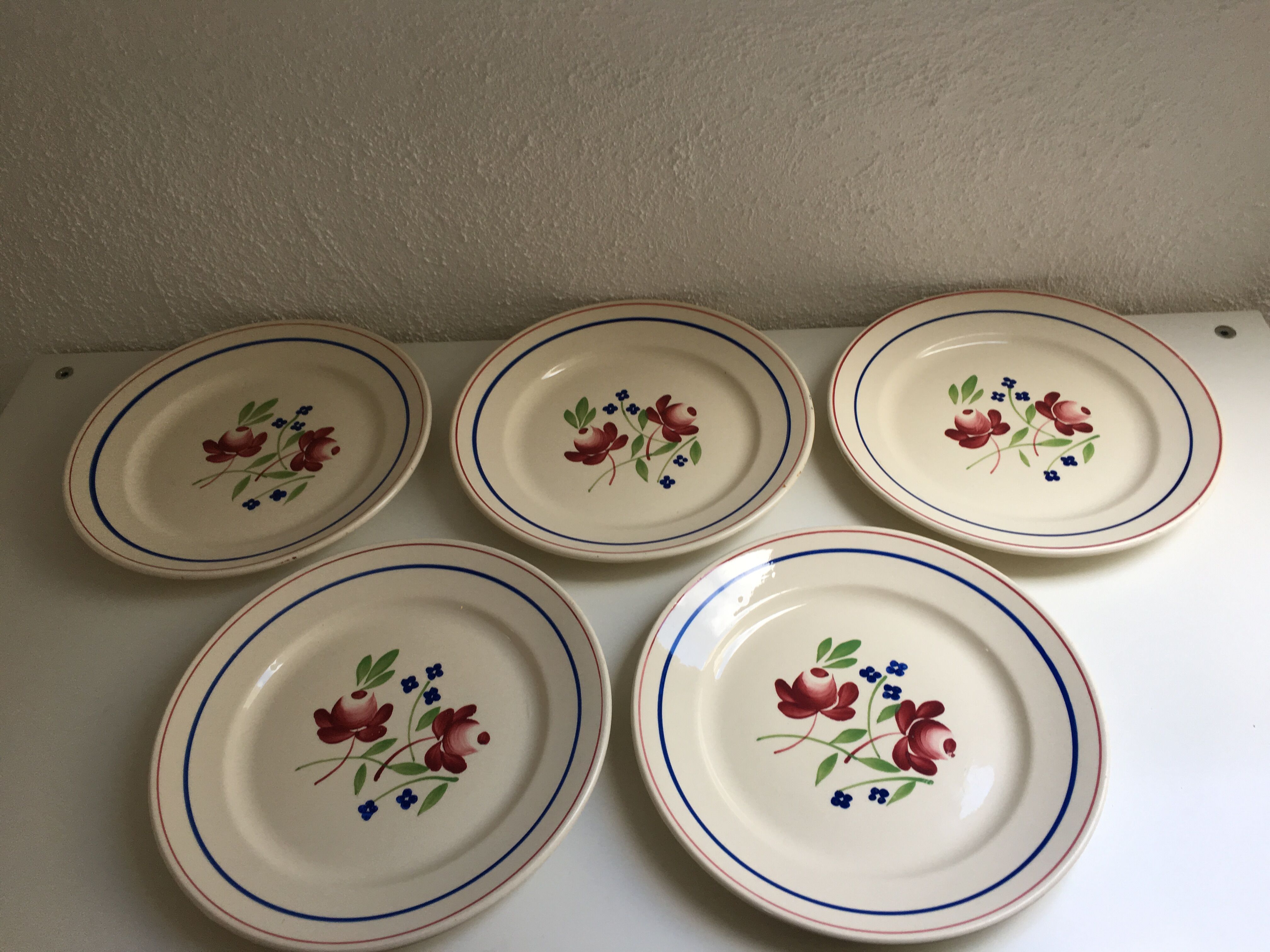 Lot 5 assiettes à dessert Luneville