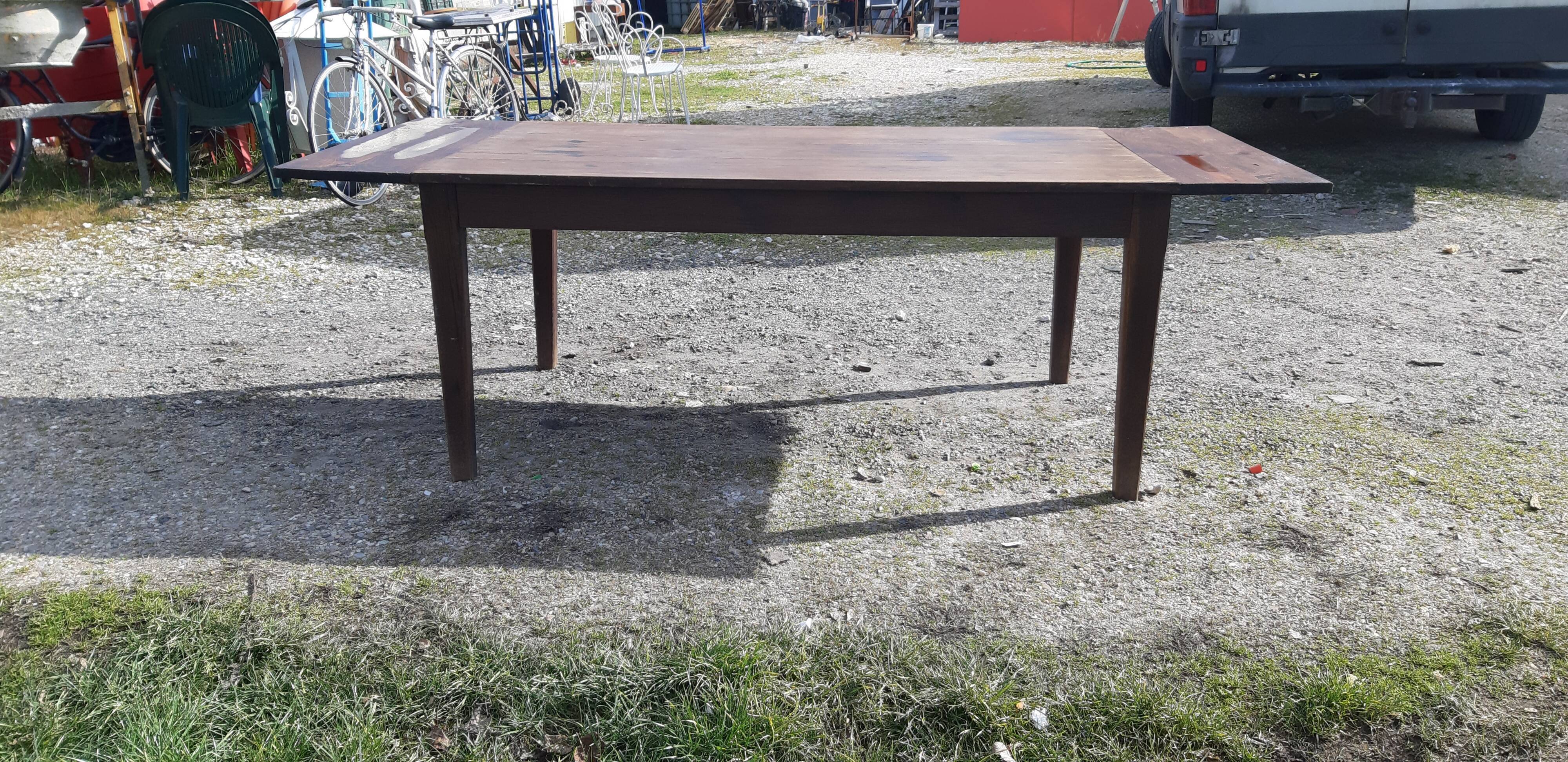 Oak farmhouse table with 2 extensions