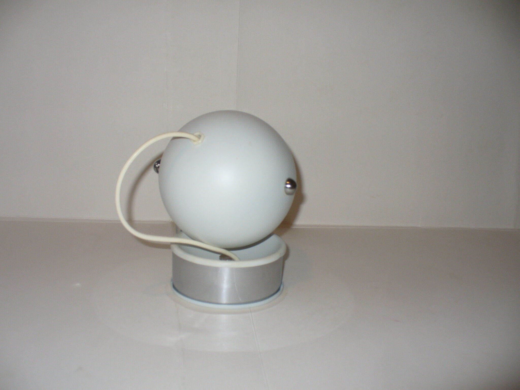 Eye ball wall lamp from the 60s - 70s