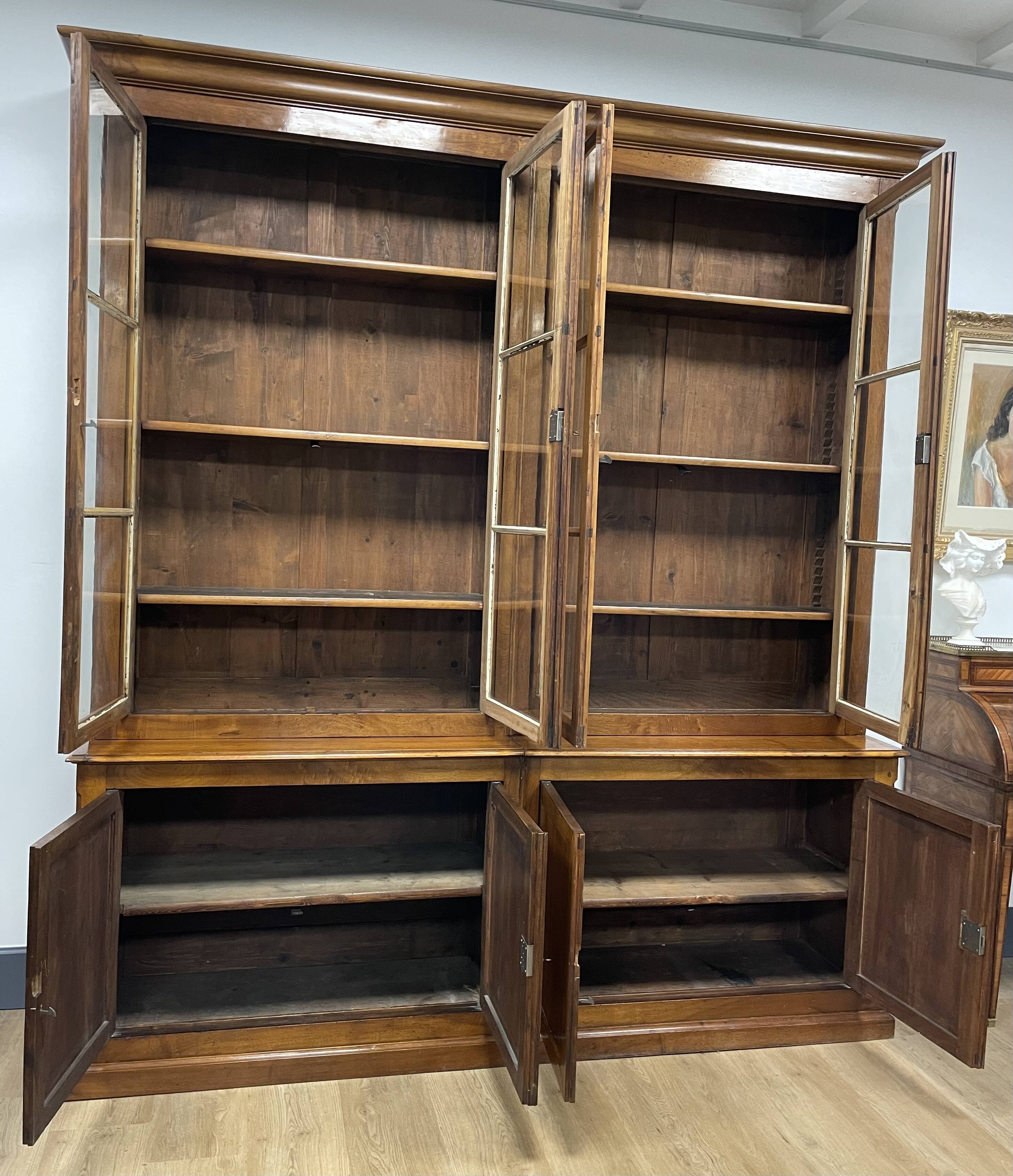 Large walnut bookcase from the end of the 19th century