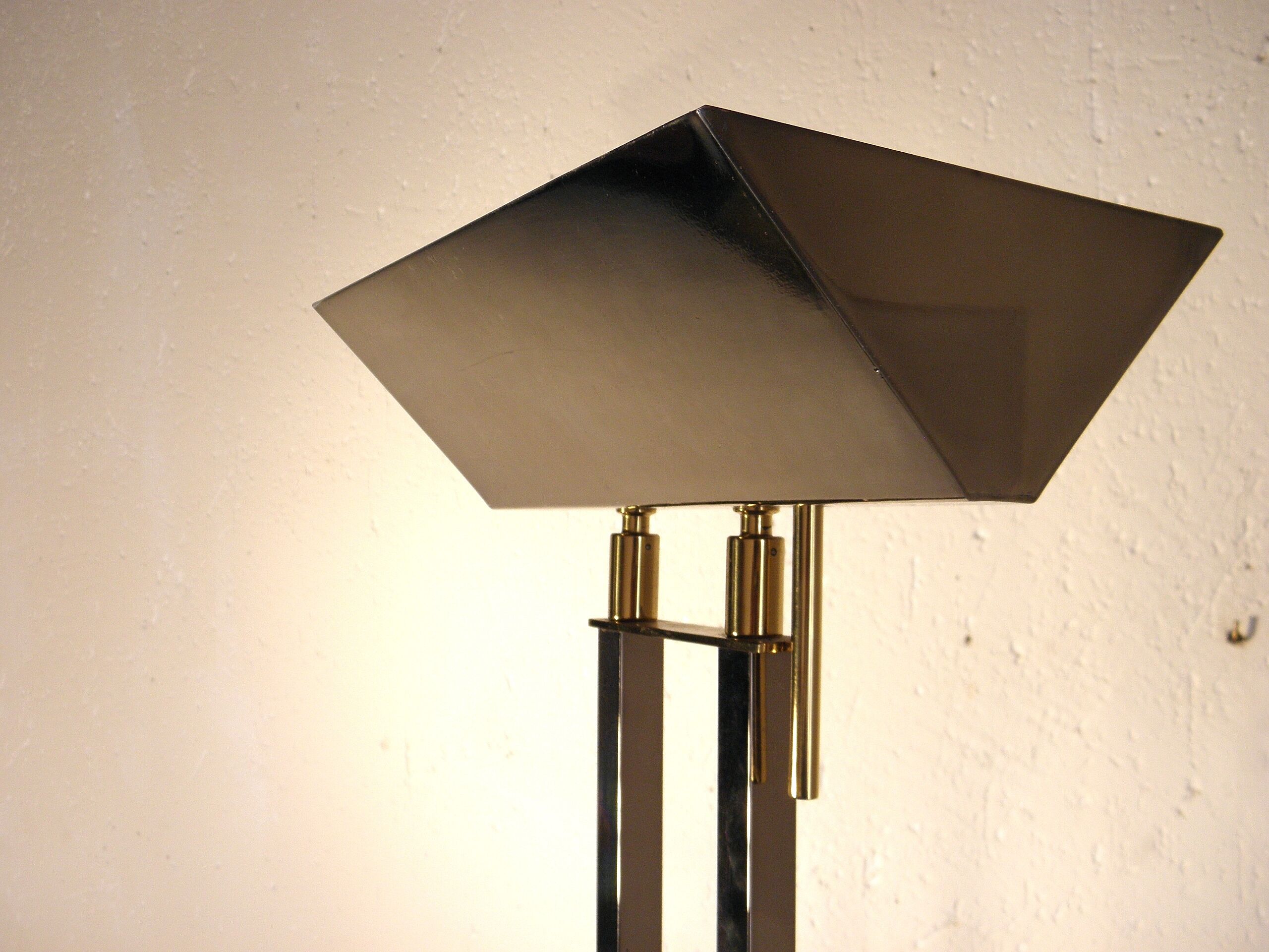 Floor lamp - e-reader 80s
