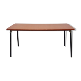 Canteen table