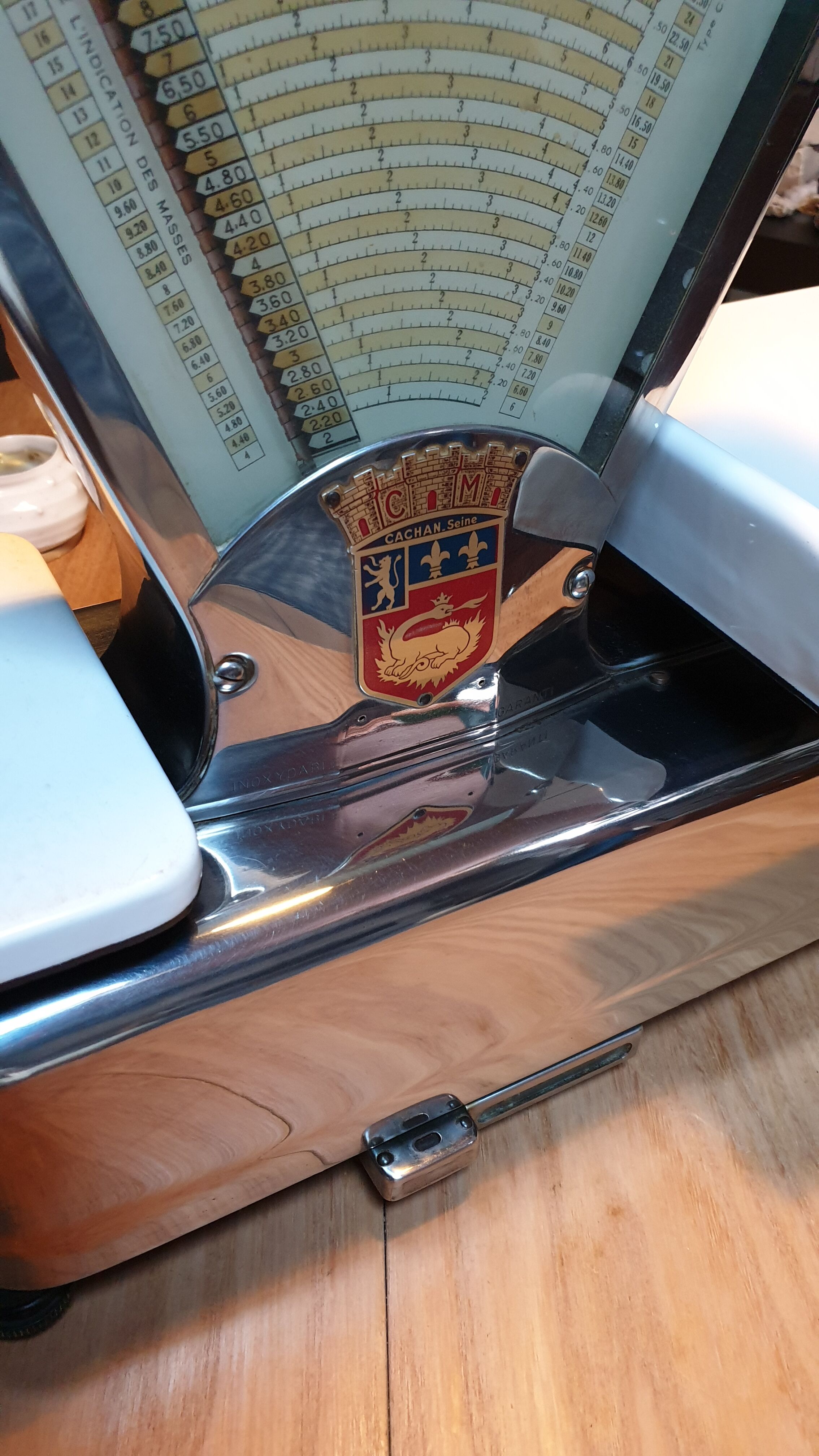 Butcher Cachan Seine's balance