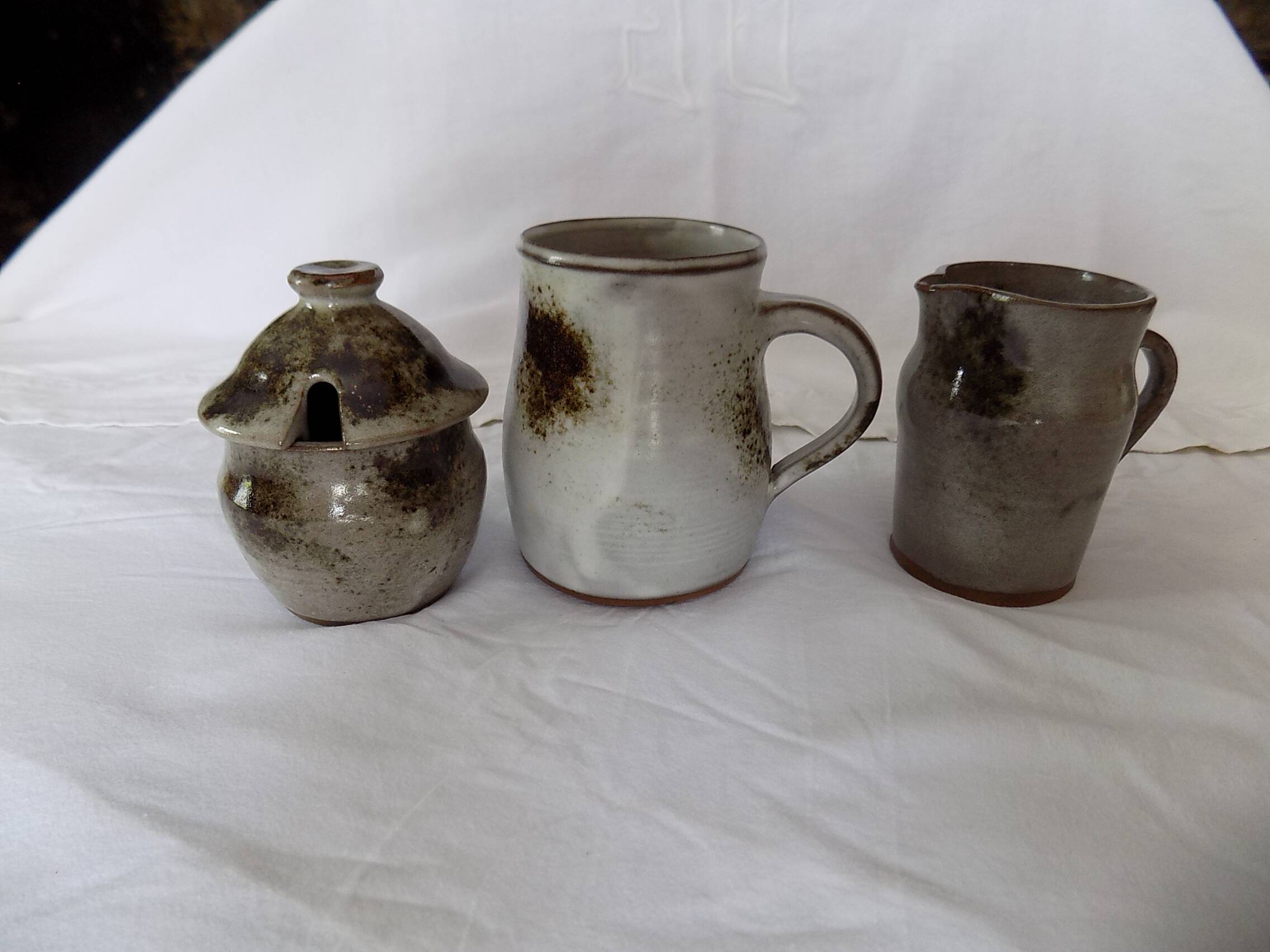 Mug, sucrier et pichet à lait - atelier Chantal et Thierry Robert