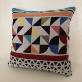 Graphic pattern cushion