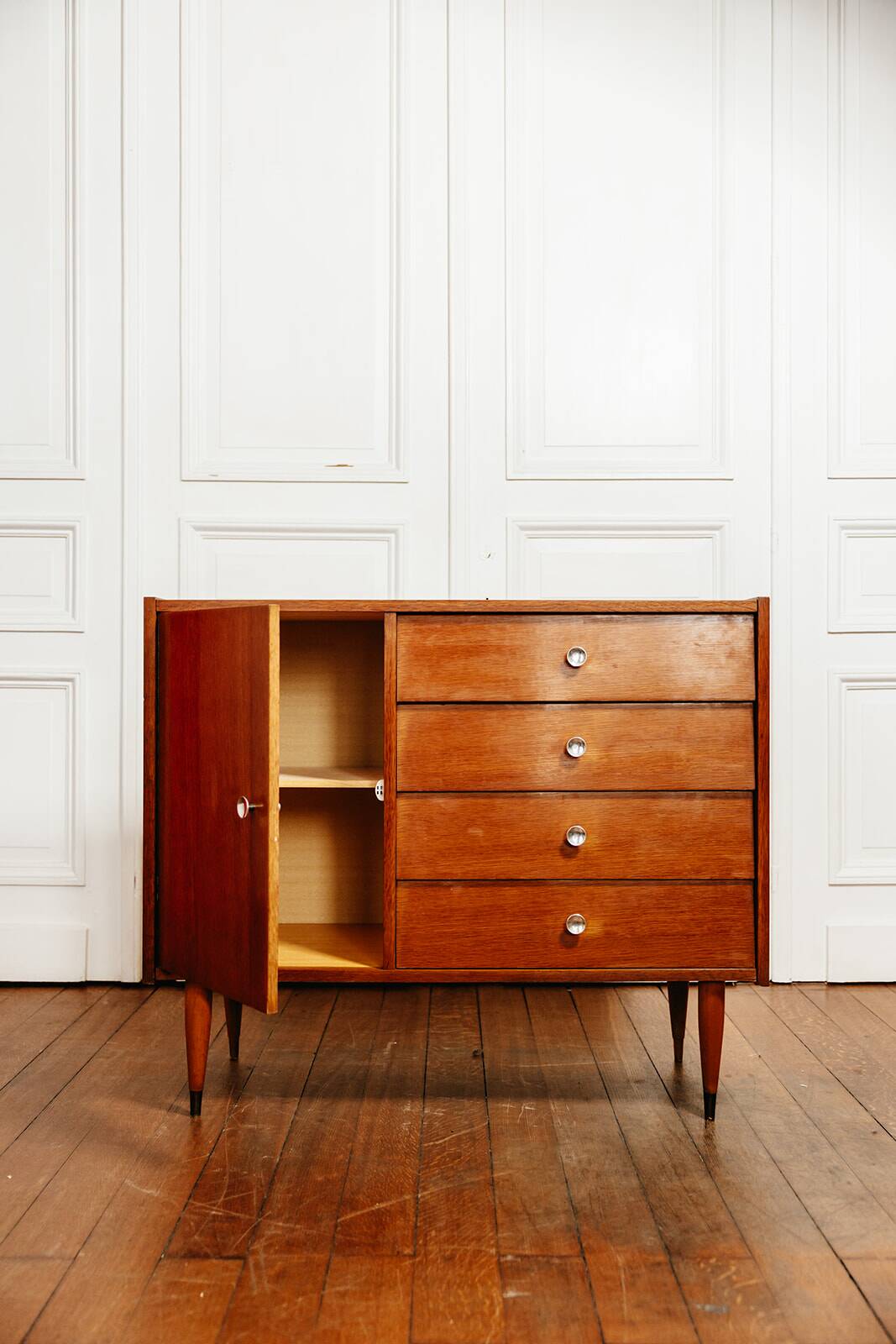 Vintage chest of drawers