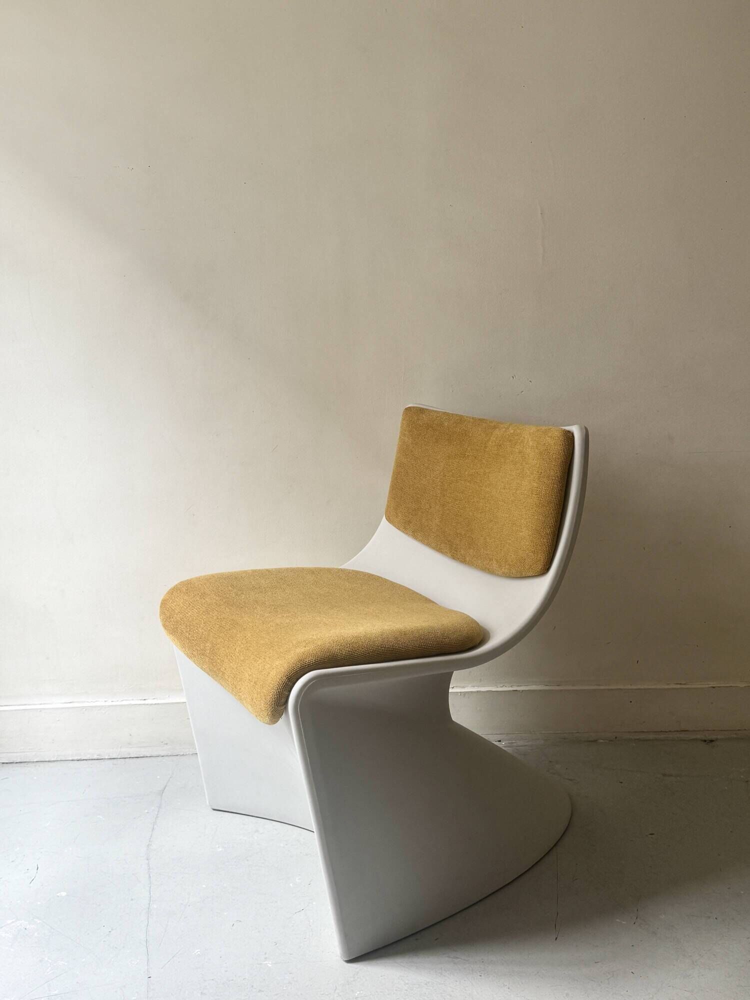 Italian armchair S Space by A. Pinaffo & P. Scagnellato, design 1970