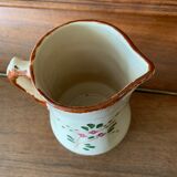 Sandstone pitcher