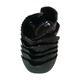 Set of 7 black shell cups