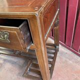 Ancien bureau en bois d'orme, époque Qing du XIXème siècle, ouvrant en façade par 4 tiroirs