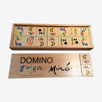 Game of dominoes Miro
