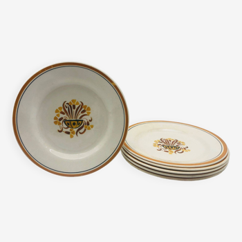 6 Dinner Plates, Creil and Montereau – Carnation model.