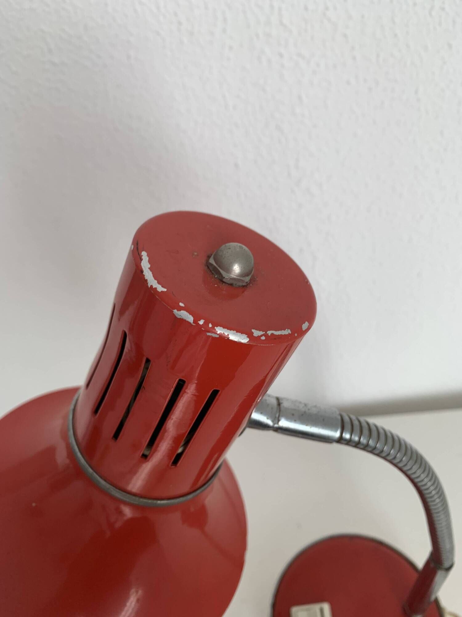 Vintage 1960 desk lamp Veneta Lumi Italy red - 35 cm