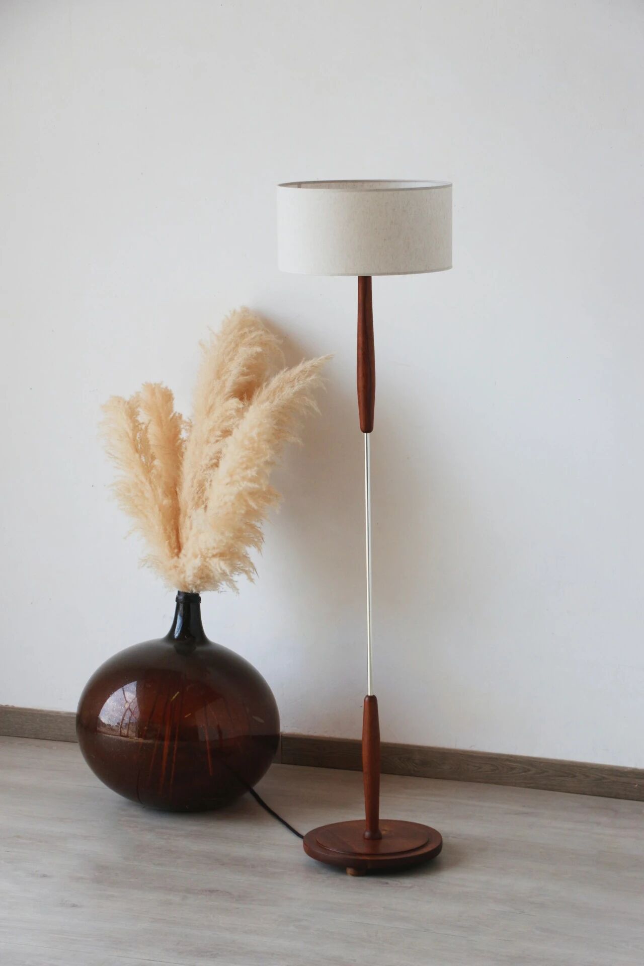 Vintage Scandinavian lamp in teak/chromed metal/cotton
