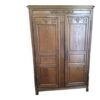 Armoire 18ème chêne élégante