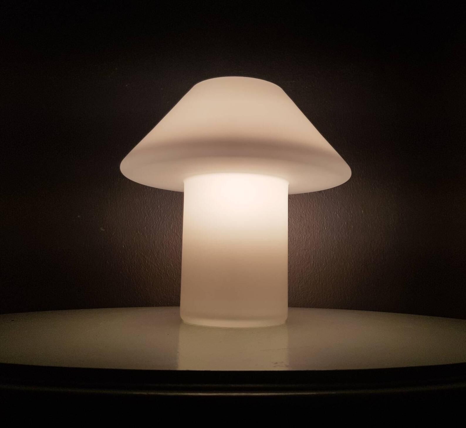 1980s white glass mushroom table lamp