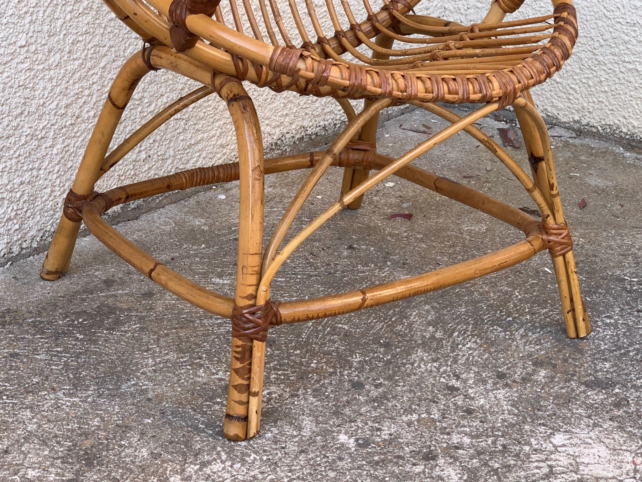 Pair of vintage shell armchairs 1950