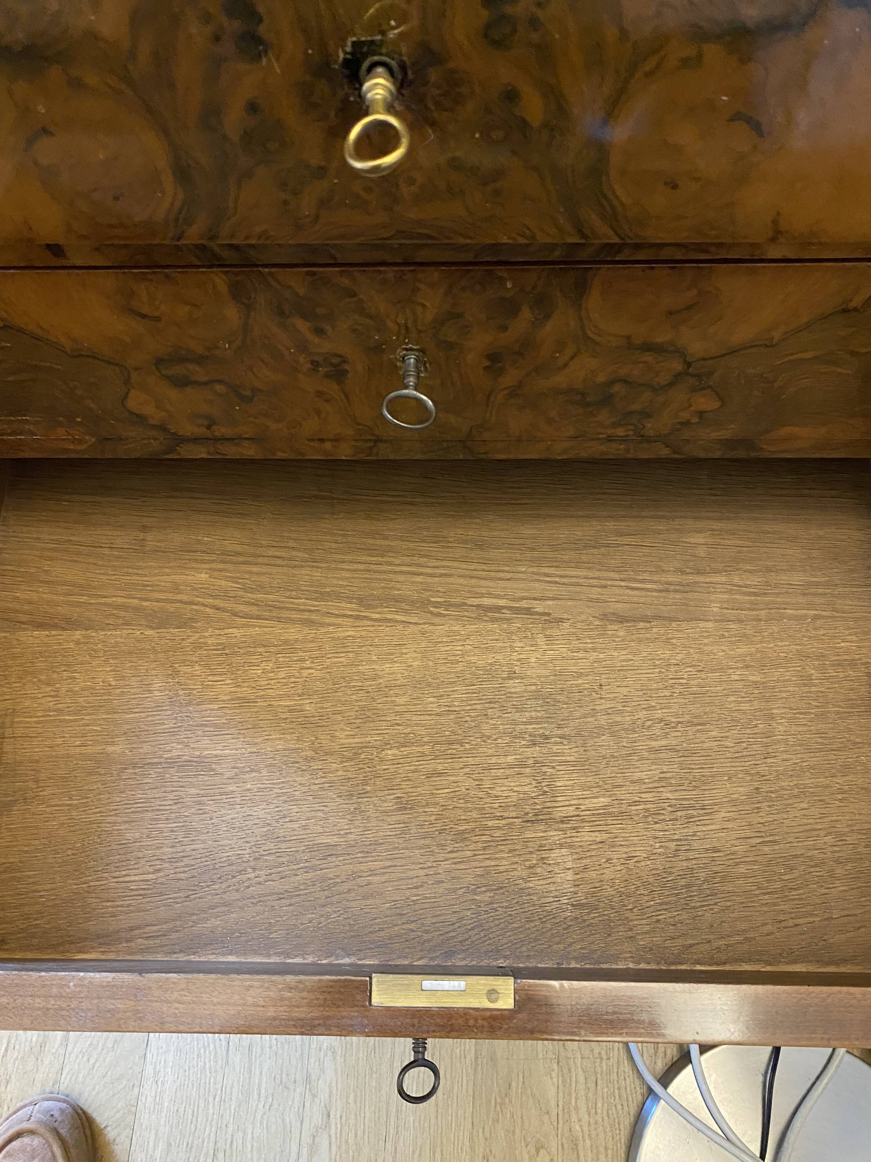 Antique Napoleon III toilet in walnut burl and marble