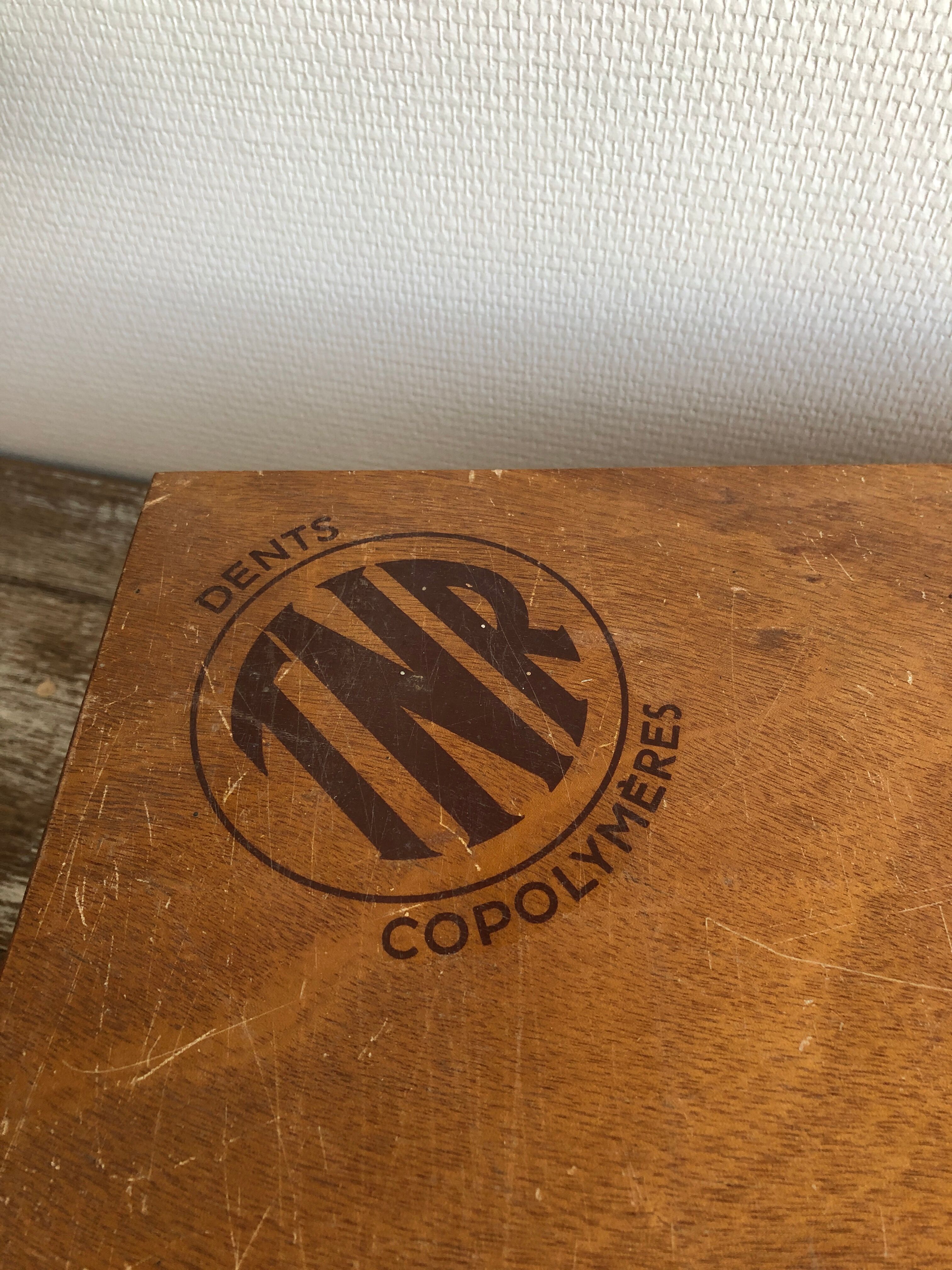 Dentist Presentation Box, 1950