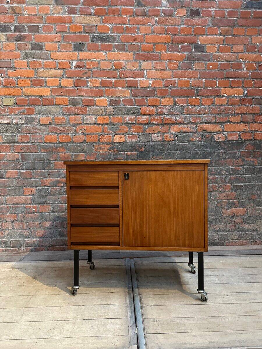 Meuble d’appoint années 60