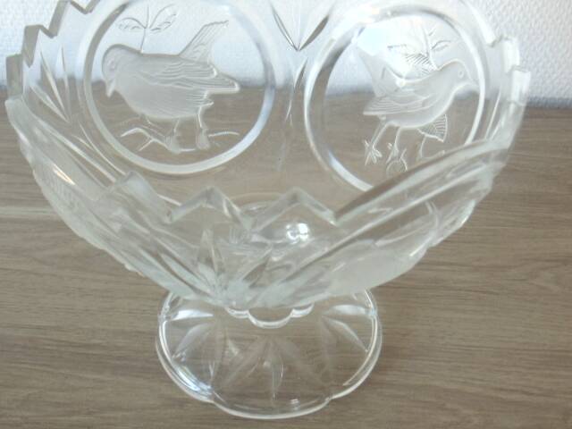 Crystal footed bowl with bird decoration – Art Deco style – H 19 cm