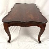 Table basse en cabaret de style louis XV