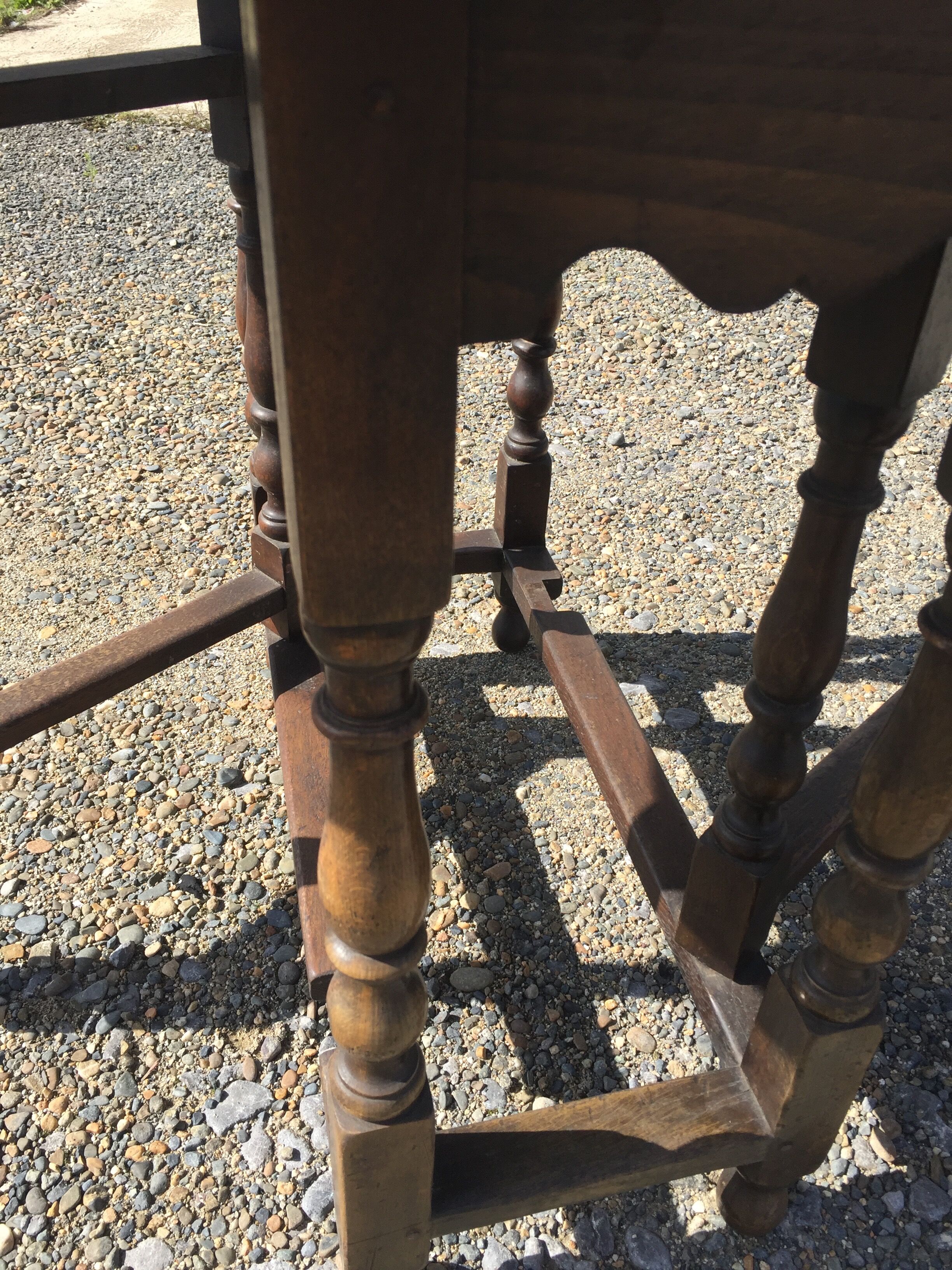English console table