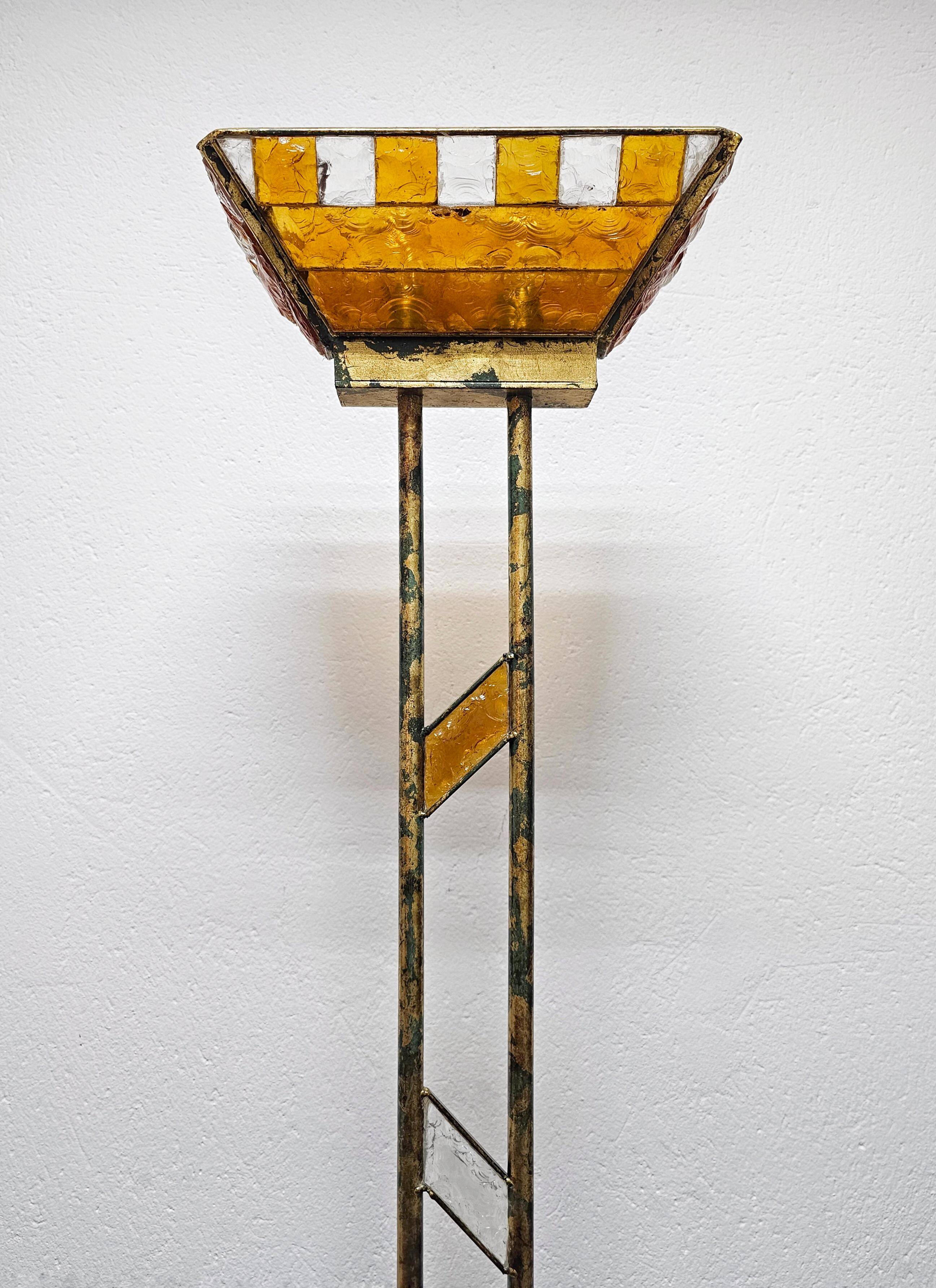 Brutalist Longobard floor lamp in hammered glass and gilded iron