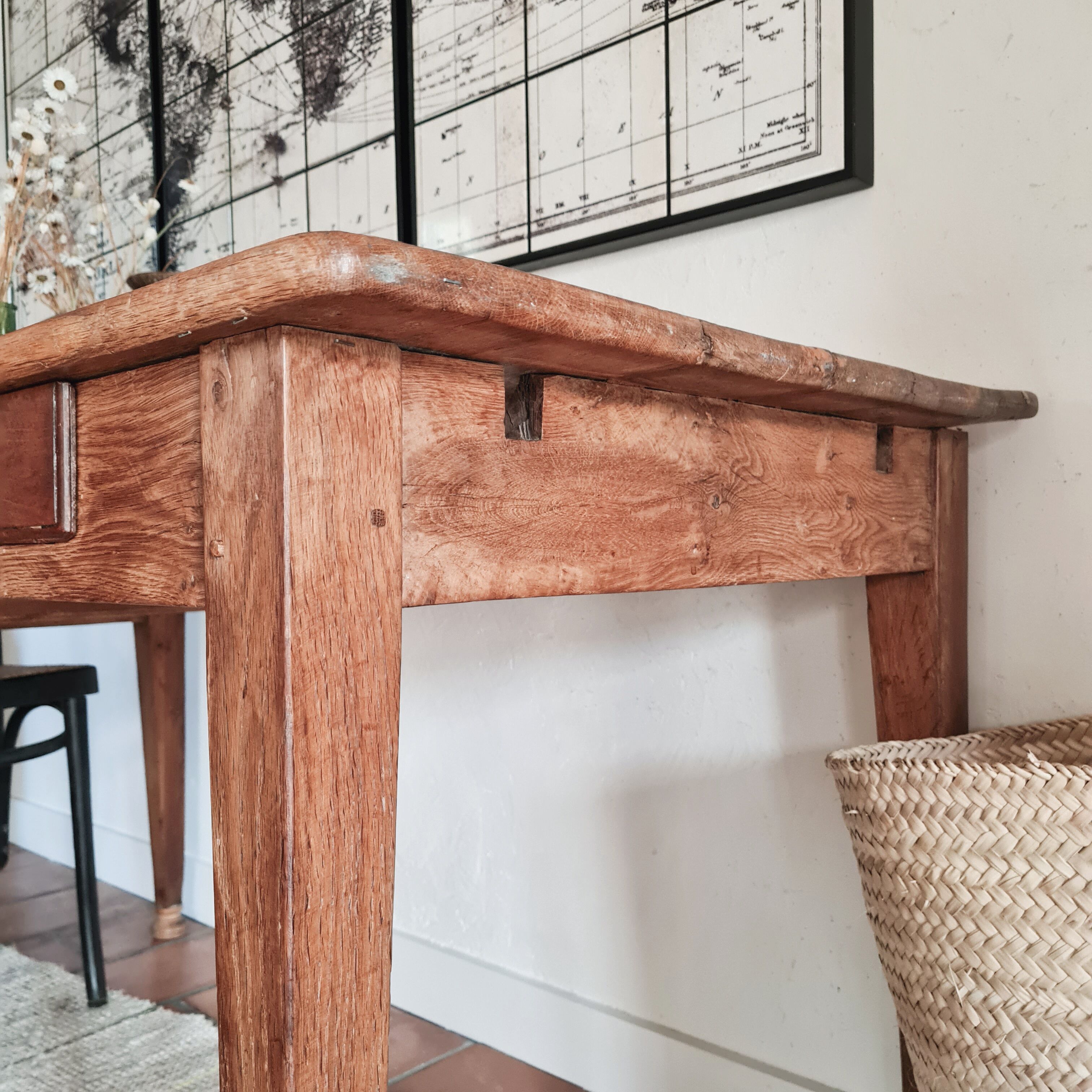 Old farmhouse table 2 drawers