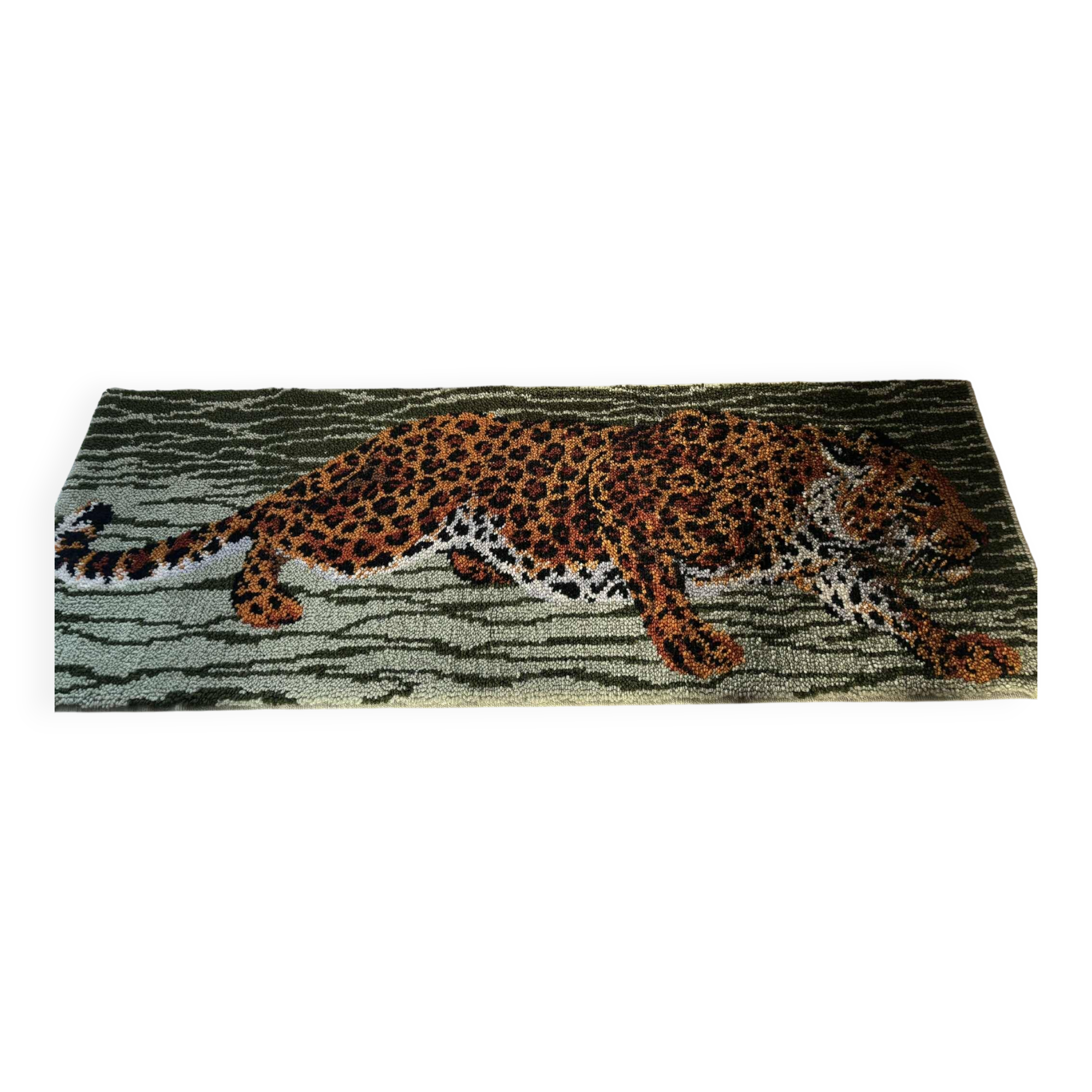 Vintage wool rug featuring a leopard (tiger)