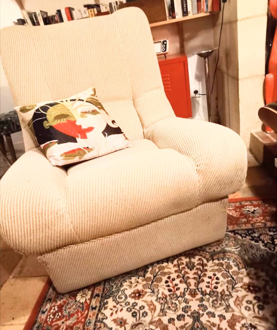 Vintage 70s "Space age" armchair