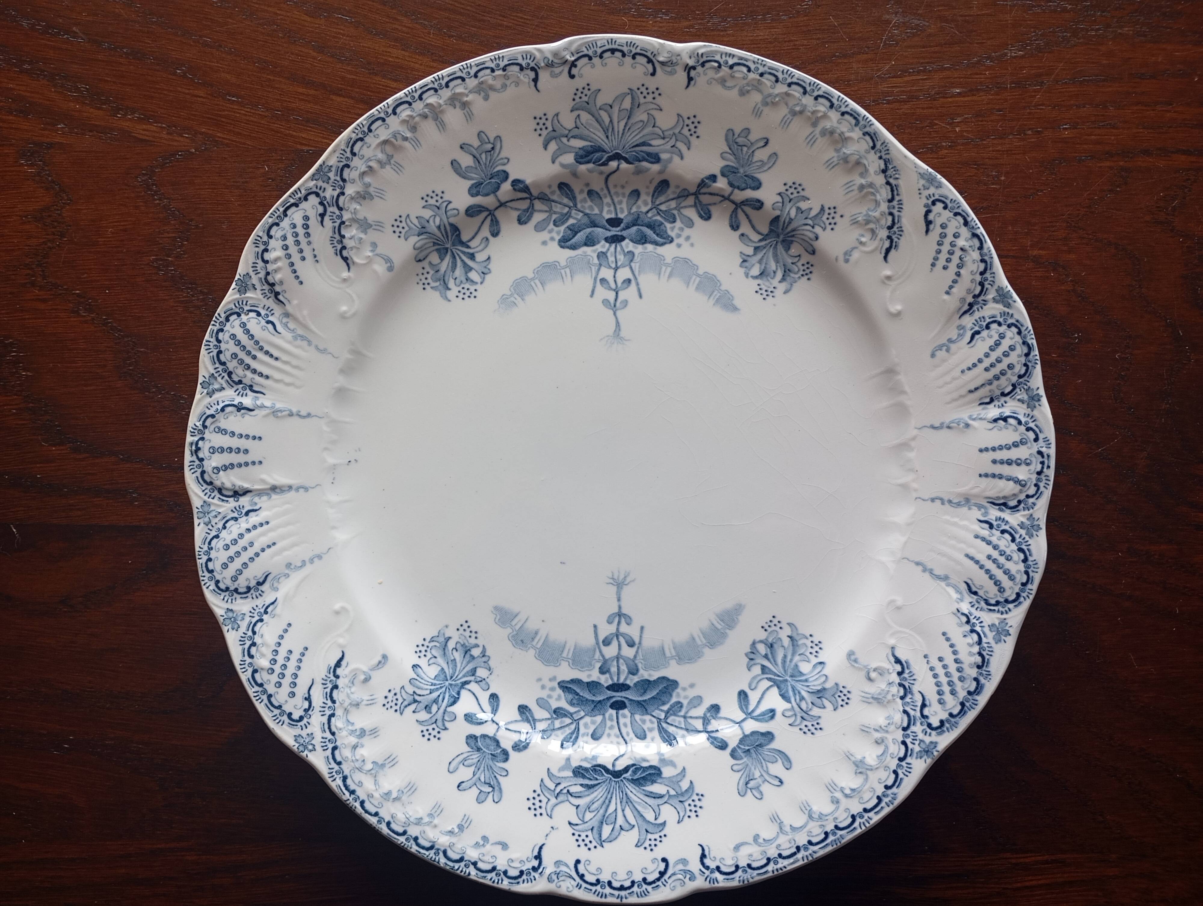 Flat plates ironstone St Amand Hamage 'Regency'