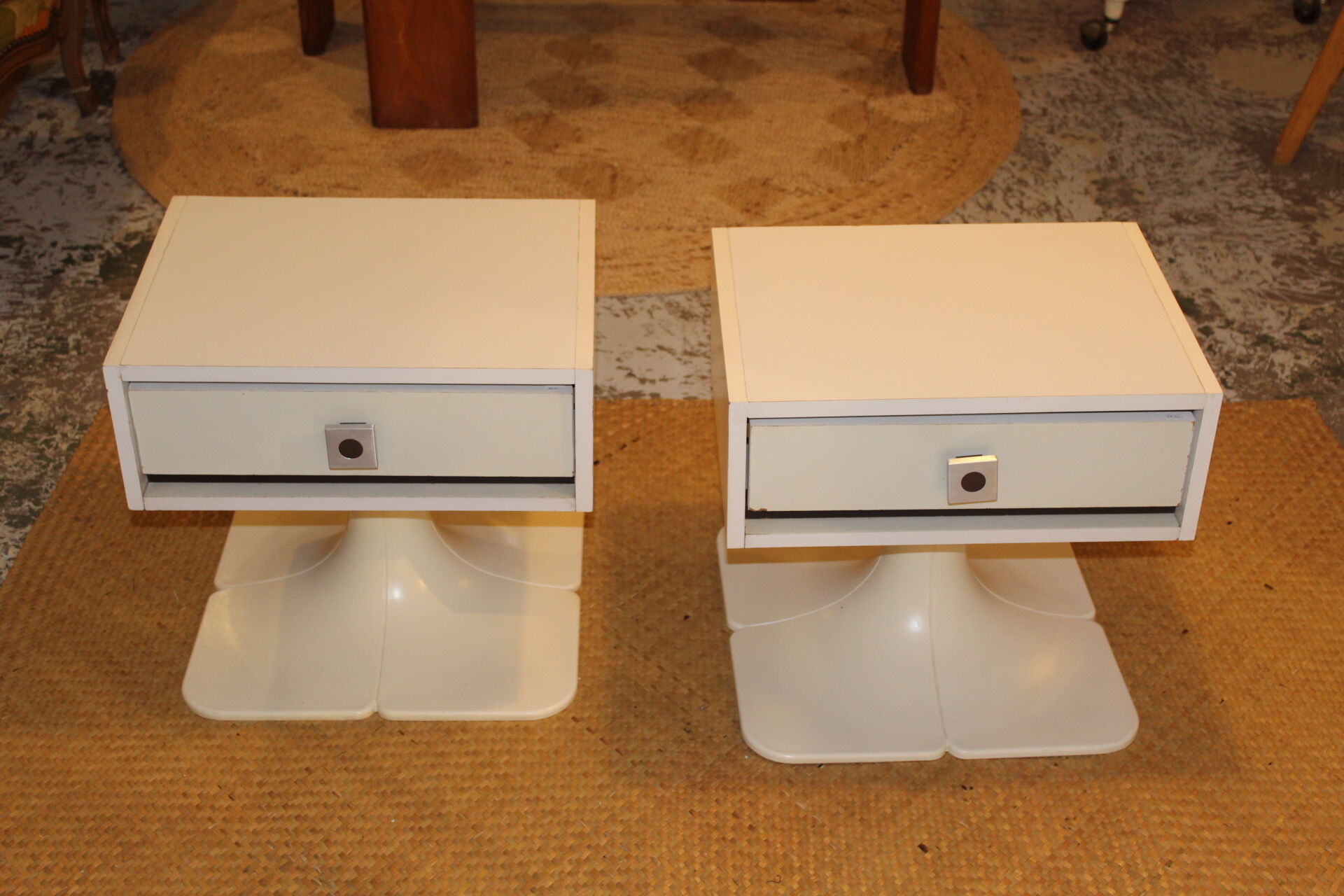 Pair of nightstands 70s