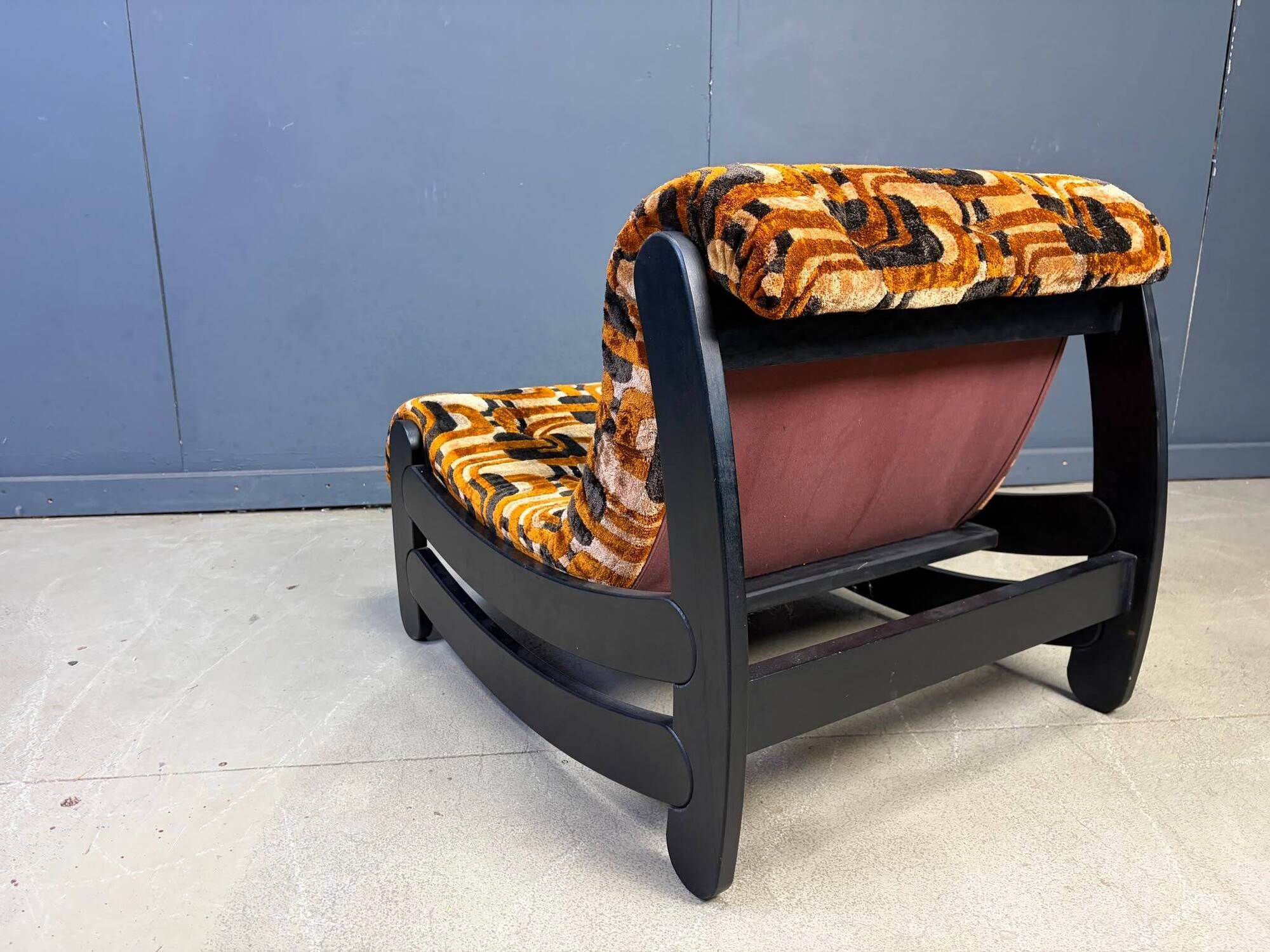 Seventies brutalist lounge chair, 1970s