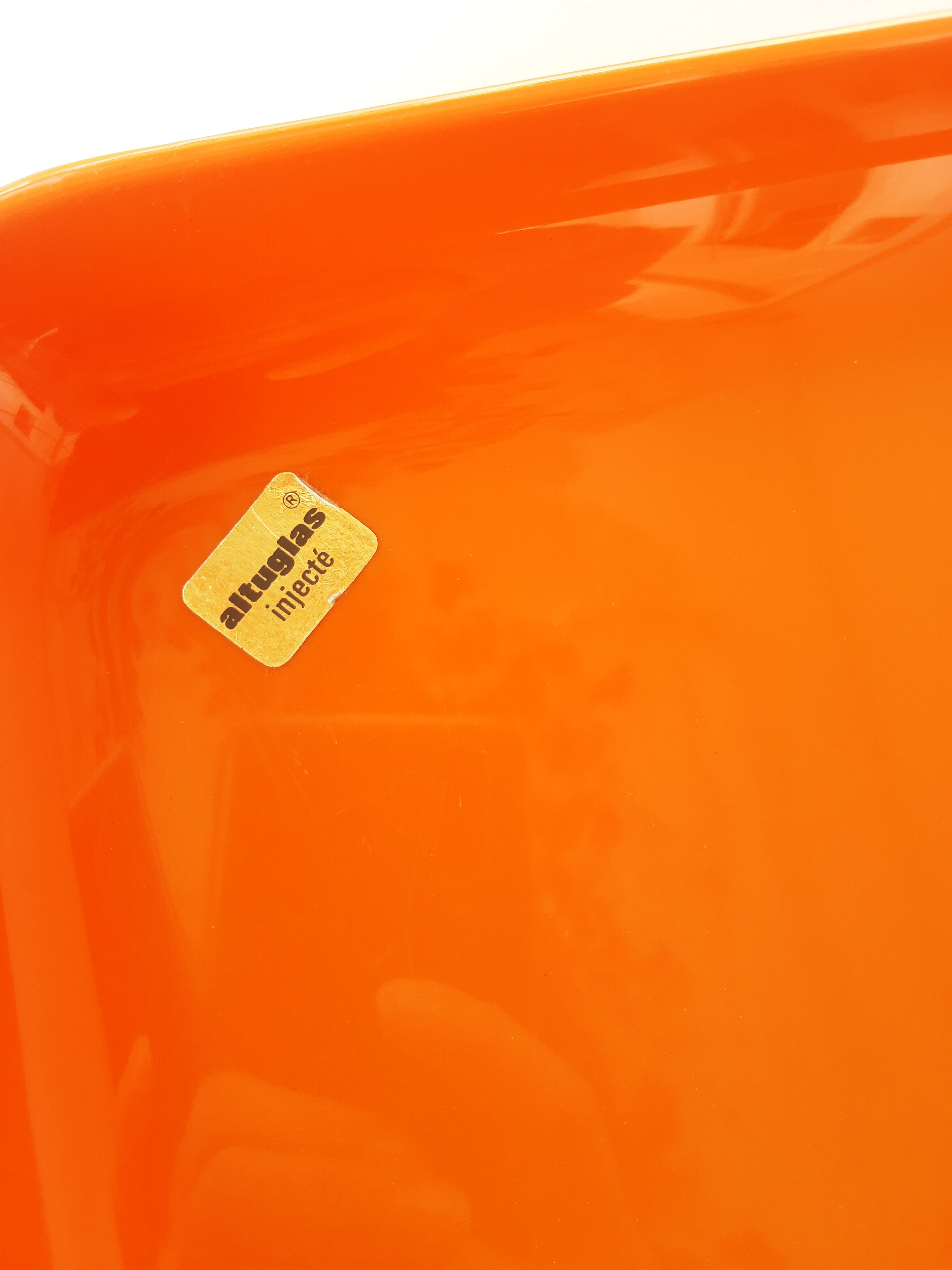 Orange plastic tray Altuglas injected flower seventies 70s vintage