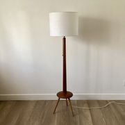 Lampadaire scandinave en teck