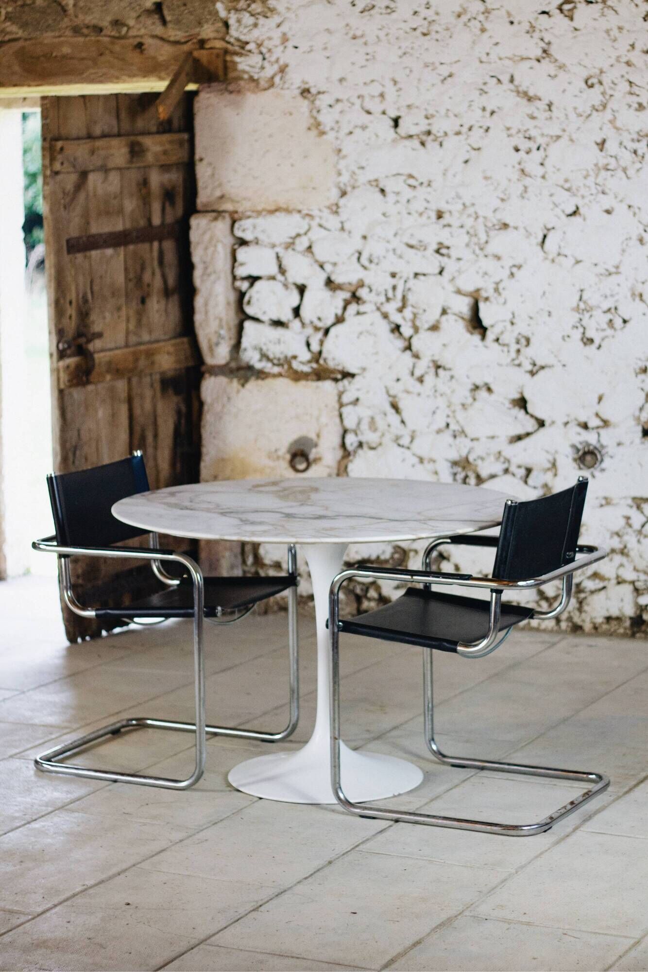 Marble tulip table by Eero Saarinen for Knoll International, 1970