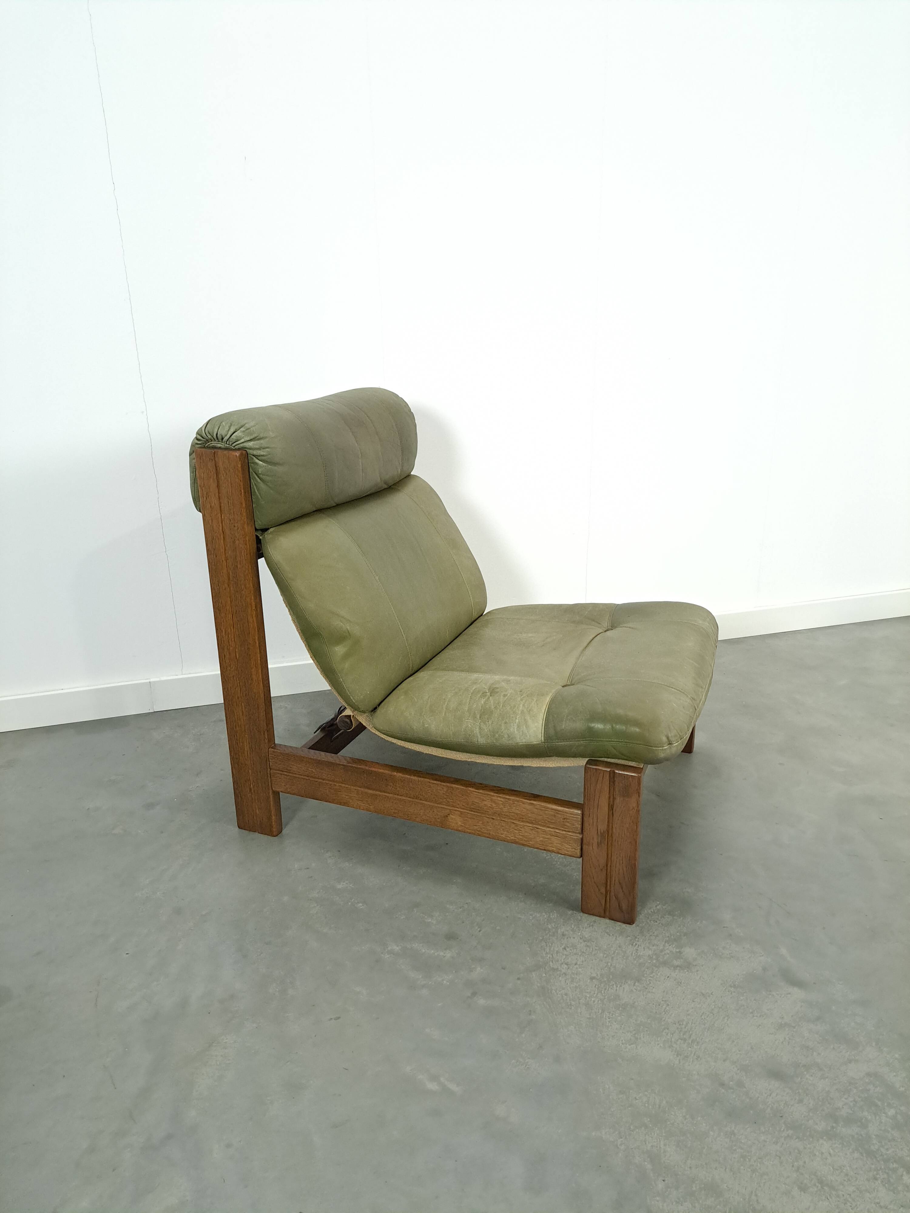 Green leather and oak wood armchair