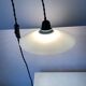 Paire de suspensions vintage en opaline blanche