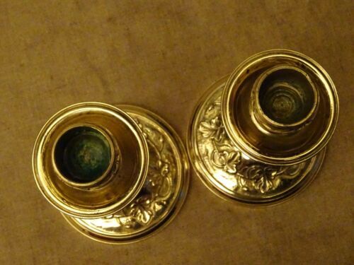 Pair of old torches candle holders bronze brass floral decoration Ht 18,8 cm ref A173/40