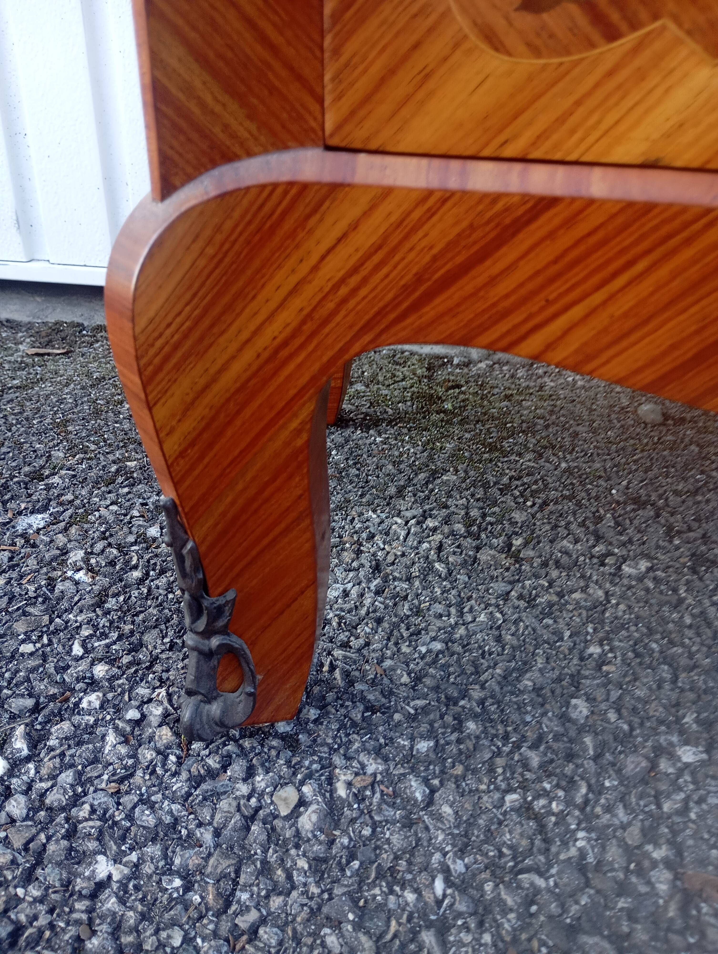 Louis XV style chest of drawers