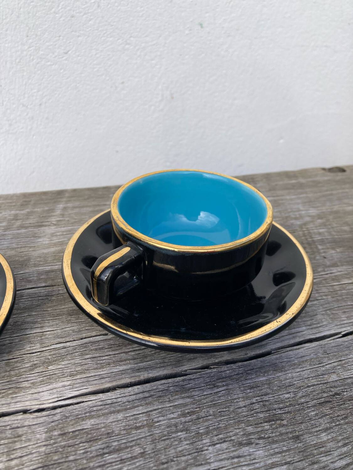 Black art deco bistro coffee cups