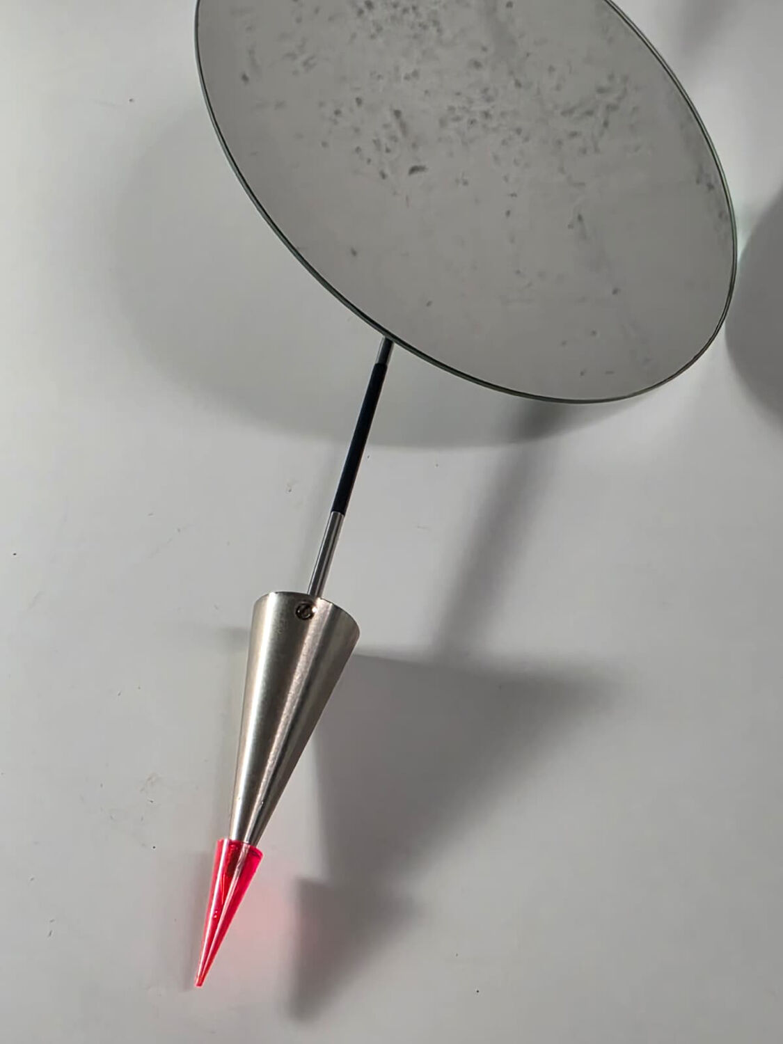 Suspension Llo Llu – Ingo Maurer – Poetic light design