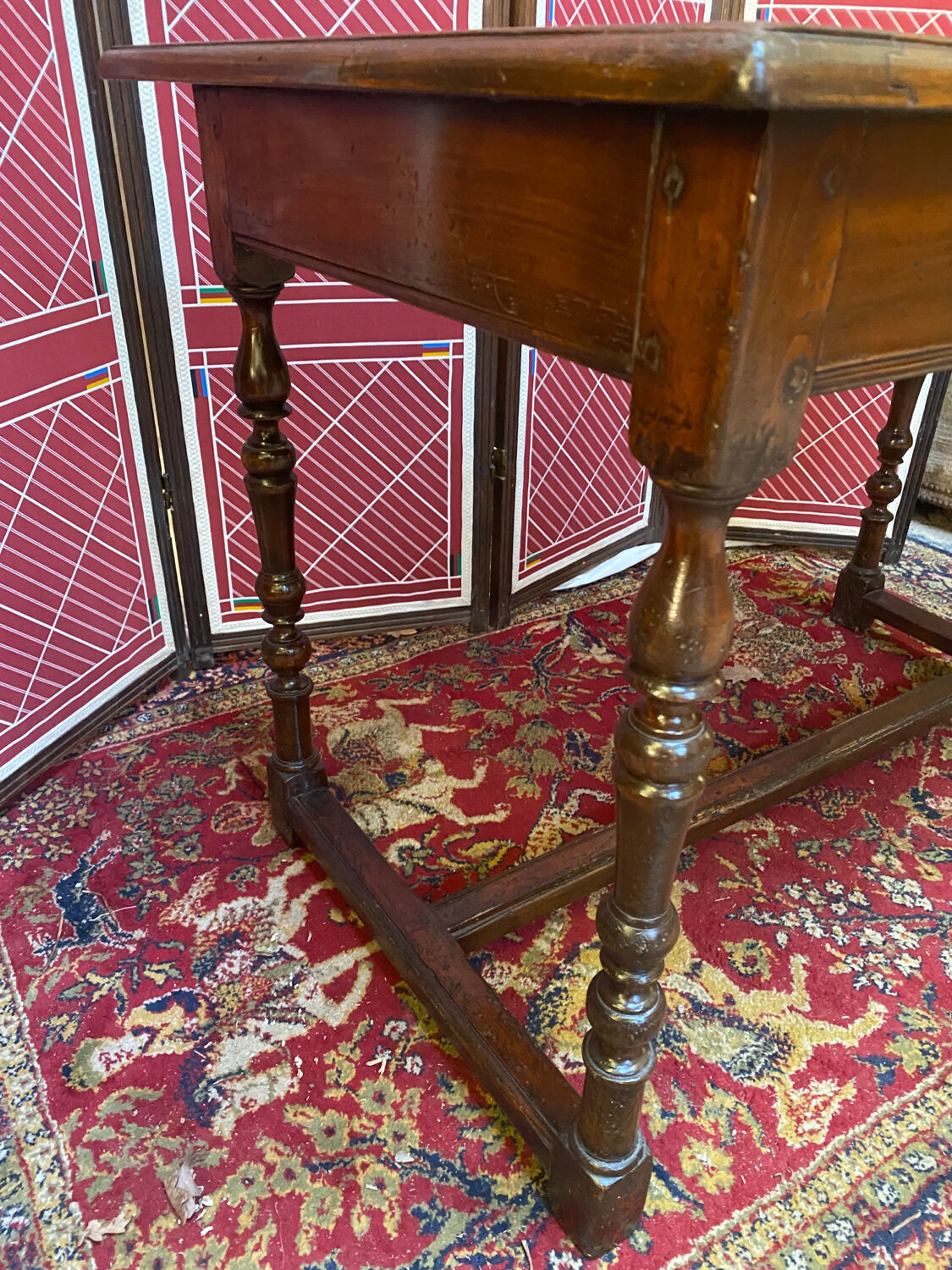 Solid wood desk pegged turned feet