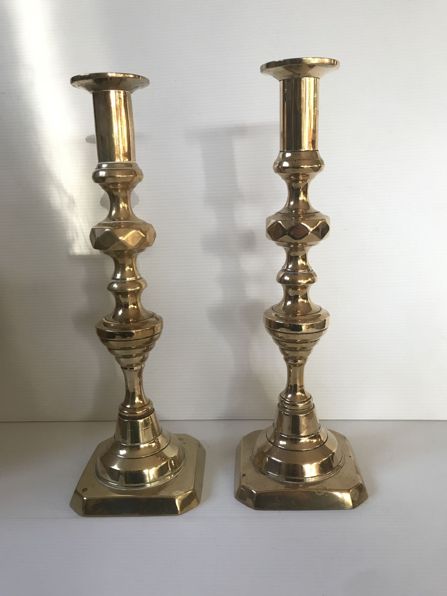 Pair of Victorian candle holders in gilded bronze