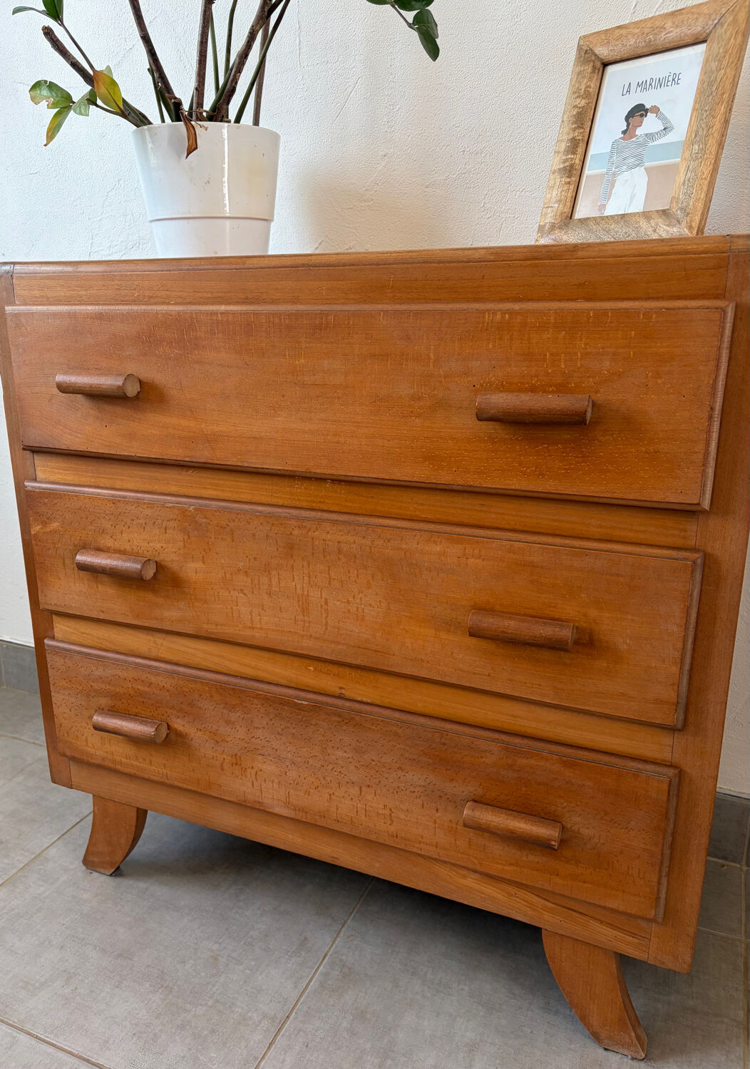 Vintage oak chest of drawers