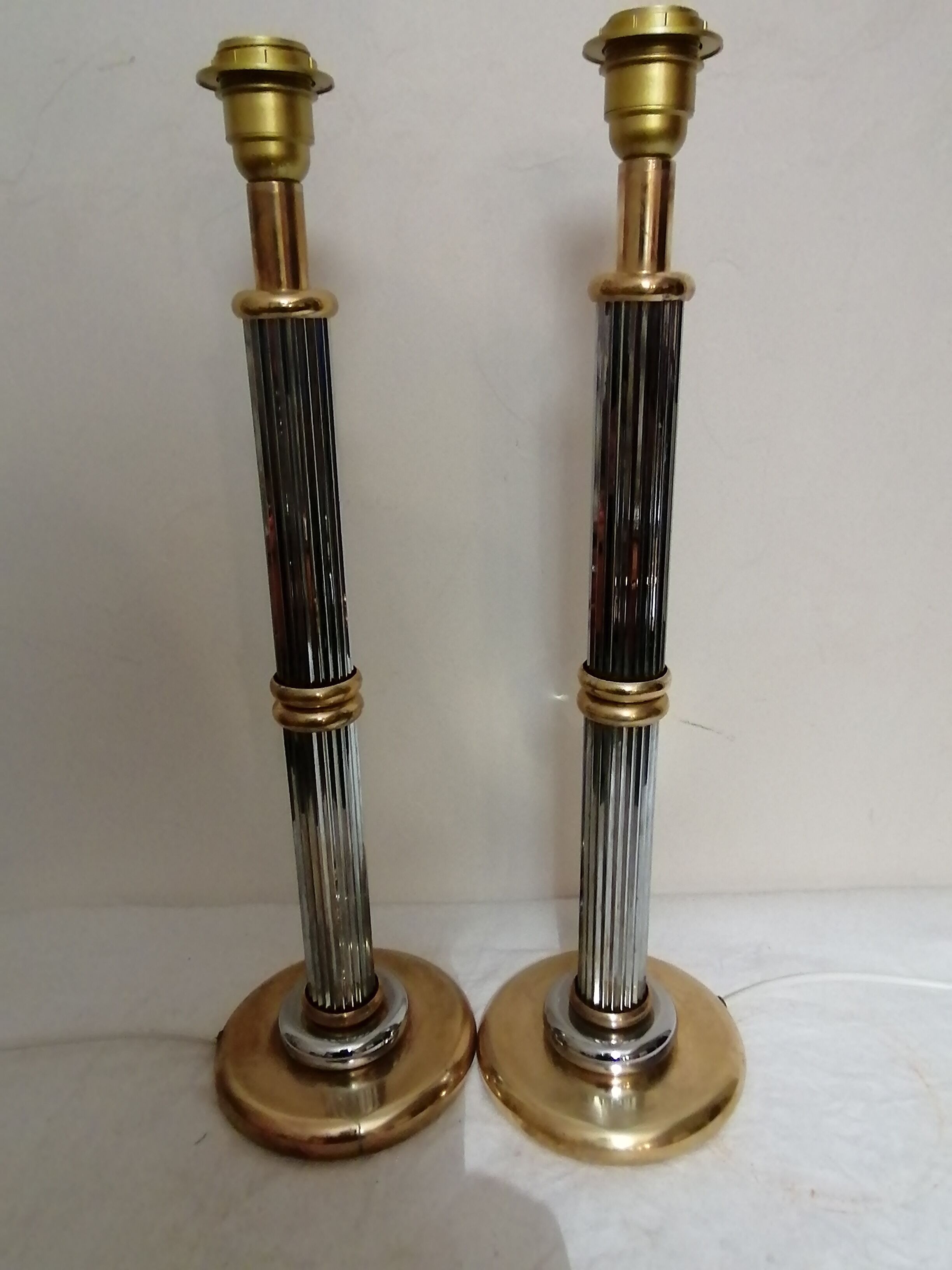 Pair of modernist lamps from the 80s.