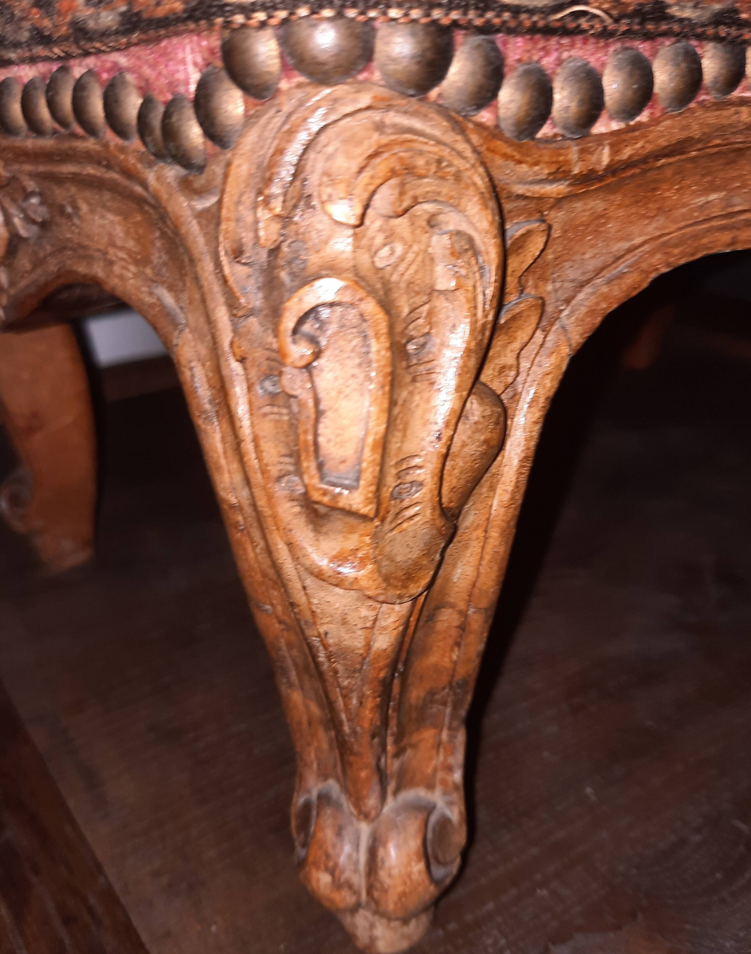 Louis XV style footrest
