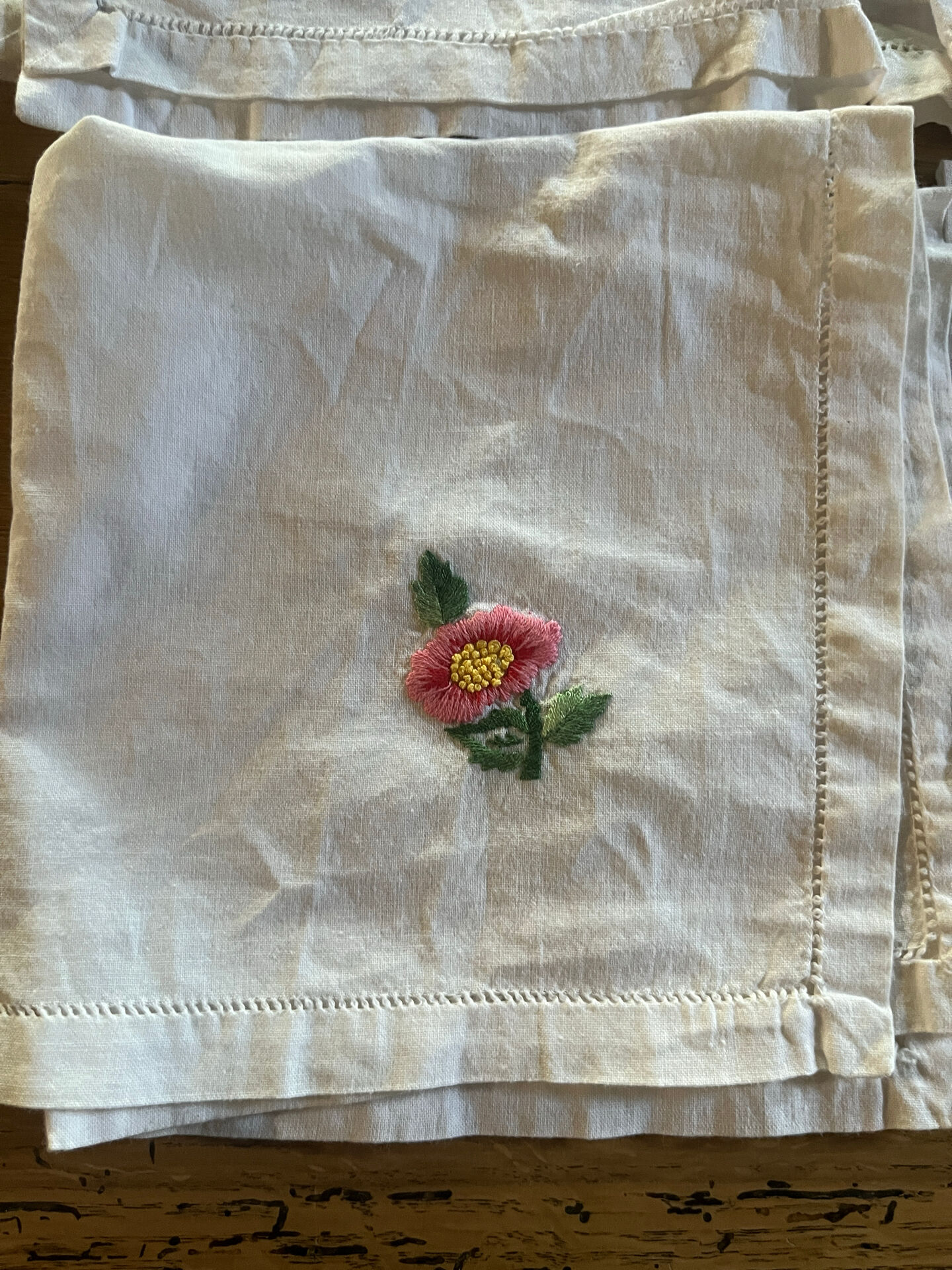 4 old table napkins