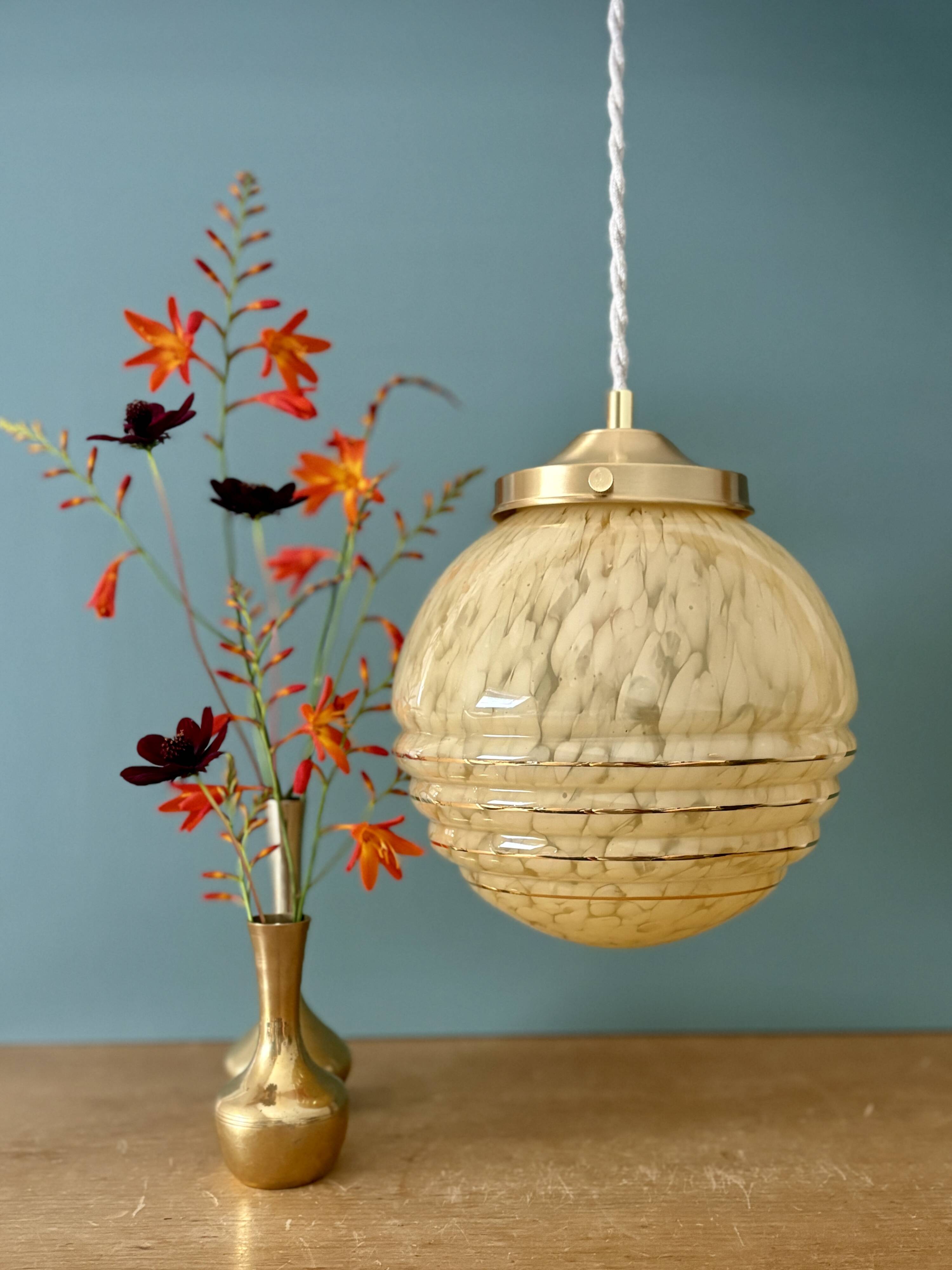 Vintage art deco globe pendant light in yellow and gold Clichy glass